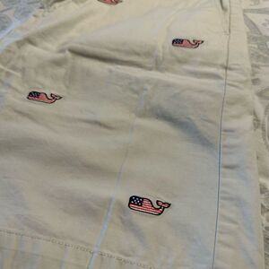 Vineyard Vines EUC Khaki Shorts